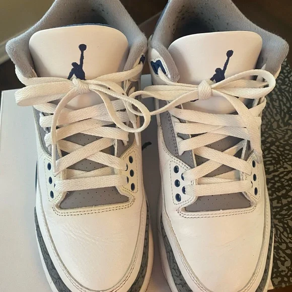 Nike - Picture 4 of 11